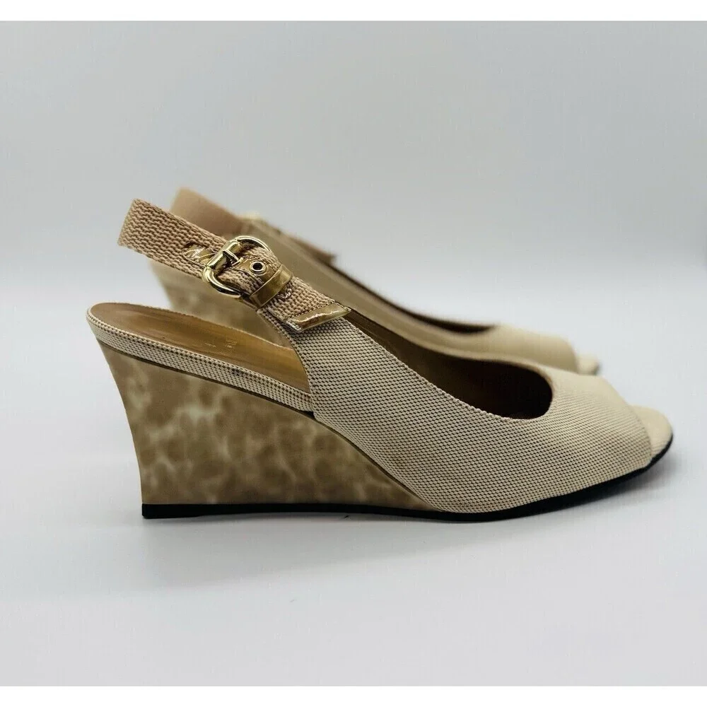 STUART WEITZMAN IVORY LIGHT TAN TORTOISE SHELL WEDGES SHOES Size 9